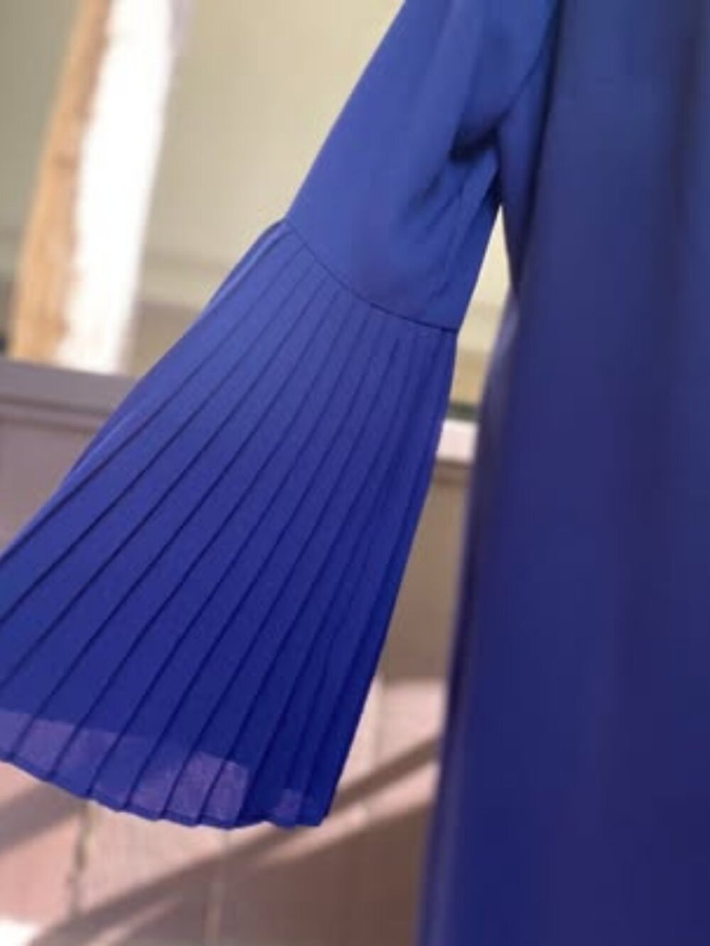 Womens deep blue/navy sheath dress with pleated sleeves